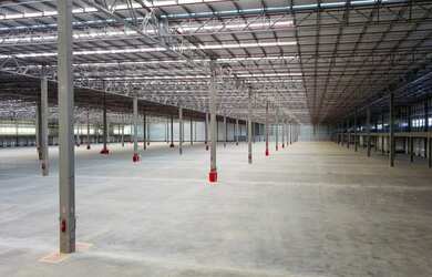 Imagem 2: Galpão/Depósito/Armazém para aluguel possui 1600 metros qua