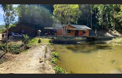 Imagem 7: STIO COM 30 MIL METROS EM PEDRA AZUL LAGO ARVORES FRUTIFERAS