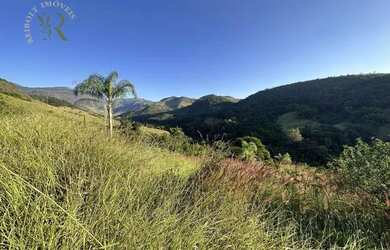 Imagem: O terreno possui 20000m² de Área e está localizado em Pedro