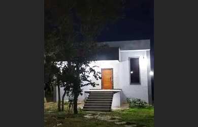 Imagem: A casa em condomínio possui 3 Dormitórios, 3 Banheiros, 5