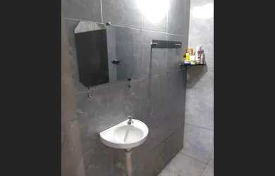 Imagem: A casa possui 2 Dormitórios, 1 Banheiro, 50m² de Área e