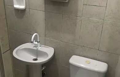 Imagem 3: Alugo apartamento. 2 Banheirose2 Dormitórios