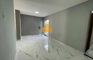 Imagem: A casa possui 3 Dormitórios, 1 Banheiro, 1 Vaga na garagem