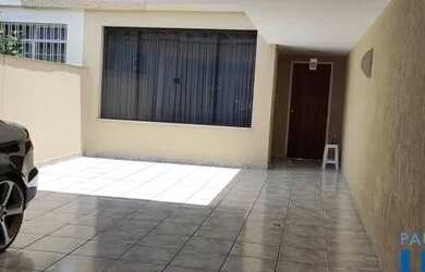 Imagem: A casa possui 3 Dormitórios, 4 Banheiros, 4 Vagas na garagem