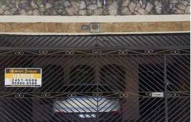 Imagem: A casa possui 2 Dormitórios, 2 Banheiros, 3 Vagas na garagem