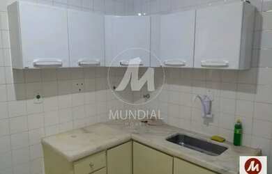 Imagem: O apartamento possui 3 Dormitórios, 1 Banheiro, 1 Vaga na garagem