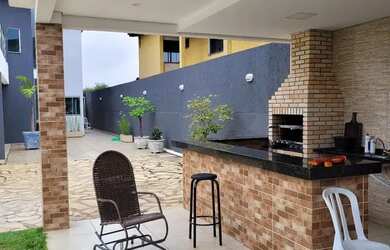 Imagem 6: Vendo casa. 380m² de Área, 5 Vagas na garageme4 Dormitórios