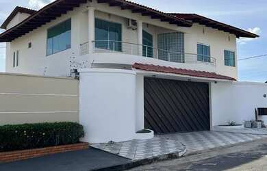 Imagem: A casa em condomínio possui 4 Dormitórios, 4 Banheiros, 4