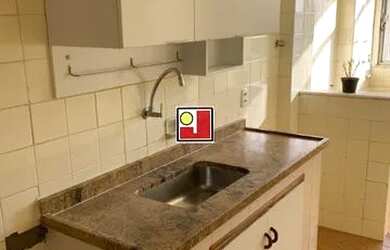 Imagem 13: Alugo 2Q 1S dependências na Rua Xingu 70, Freguesia, R$1.200,00 Tx, poente,...