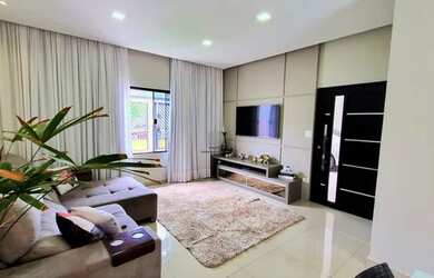 Imagem: A casa possui 3 Dormitórios, 4 Banheiros, 4 Vagas na garagem