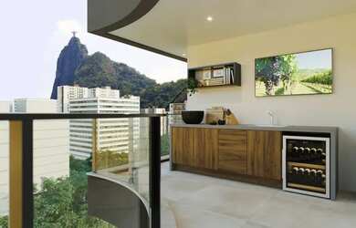 Imagem: O apartamento possui 4 Dormitórios, 5 Banheiros, 2 Vagas na