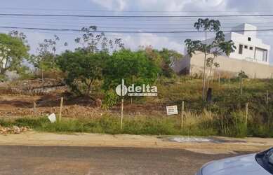 Imagem 2: Terreno disponível para venda 360 m² no bairro Jardim Karaíba em Uberlândia-MG