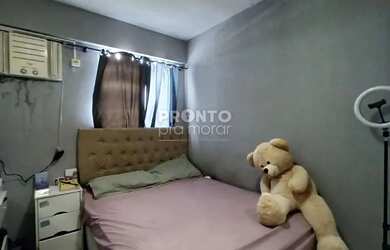 Imagem: O apartamento possui 3 Dormitórios, 1 Banheiro, 1 Vaga na garagem