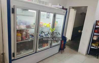 Imagem 4: Loja Fifo Equipada e com Clientela Formada em corredor de serviço no...