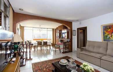 Imagem: O apartamento na cobertura possui 4 Dormitórios, 2 Banheiros