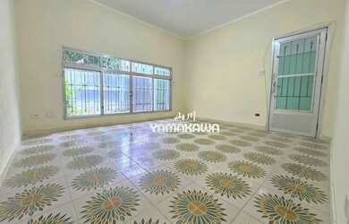 Imagem: A casa possui 2 Dormitórios, 2 Banheiros, 3 Vagas na garagem