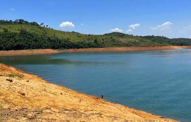 Imagem: O terreno possui 5000m² de Área e está localizado em Centro