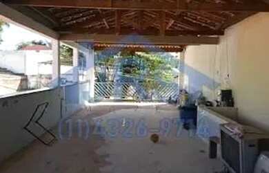 Imagem: A casa em condomínio possui 5 Dormitórios, 5 Banheiros, 2