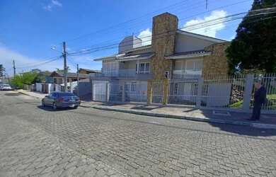 Imagem 9: Excelente casa de 2 pisos com 05 quartos sendo 02 suites no Rio Maina