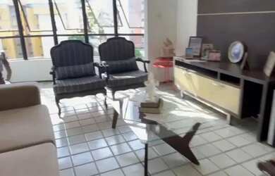 Imagem: O apartamento possui 4 Dormitórios, 4 Banheiros, 3 Vagas na