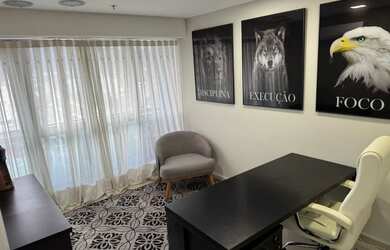 Imagem: O depósito possui 1 Vaga na garagem, 39m² de Área e está