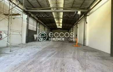 Imagem: O depósito possui 455m² de Área e está localizado em Tibery