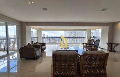 Imagem 2: Apartamento à venda | 264m² | 1 por andar | 4 suítes | 5 vagas