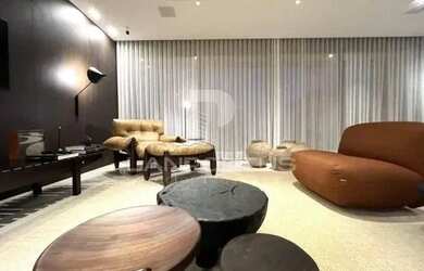 Imagem: O apartamento possui 3 Dormitórios, 4 Banheiros, 2 Vagas na