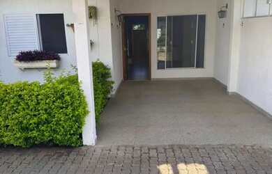 Imagem: Casa Reformada em Atibaia - Condominio - Pronta para Morar