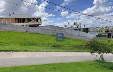 Imagem: O terreno possui 1.450m² de Área e está localizado em Reserva