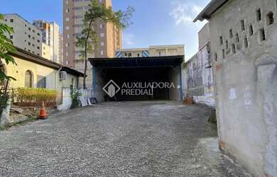 Imagem: O terreno possui 550m² de Área e está localizado em Campestre