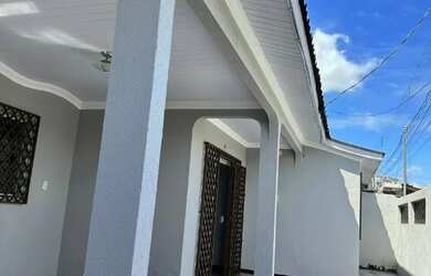 Imagem: A casa possui 3 Dormitórios e está localizado em Nova Olinda