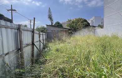 Imagem: O terreno à venda possui e está localizado em Recreio Dos