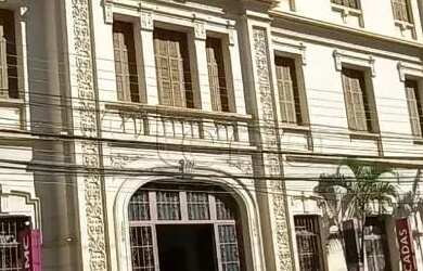 Imagem: O depósito possui 1 Vaga na garagem, 63m² de Área e está