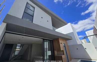 Imagem: A casa em condomínio possui 4 Dormitórios, 4 Banheiros, 2