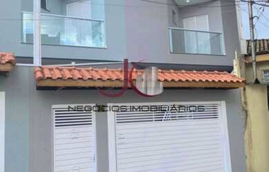 Imagem: A casa possui 2 Dormitórios, 2 Banheiros, 1 Vaga na garagem