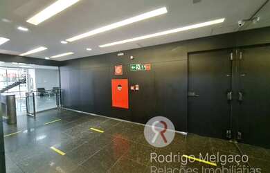 Imagem 6: Sala Jockey Club $4000 em Locação no Bairro Savassi Belo Horizonte-MG