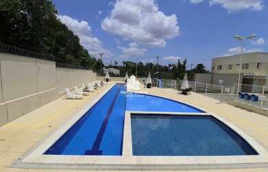 Imagem: A casa possui 3 Dormitórios, 3 Banheiros, 2 Vagas na garagem