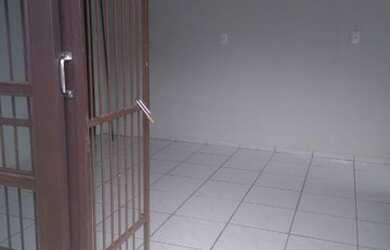 Imagem 3: Aluga-se Kitinet. 1 Banheiroe1 Dormitório