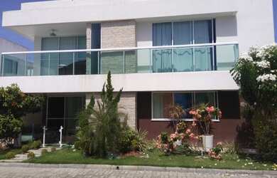 Imagem: A casa em condomínio possui 4 Dormitórios, 5 Banheiros, 2