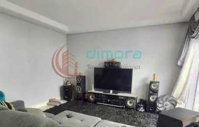 Imagem: A casa possui 4 Dormitórios, 5 Banheiros, 4 Vagas na garagem