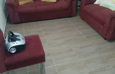 Imagem: A casa possui 2 Dormitórios, 1 Banheiro, 1 Vaga na garagem