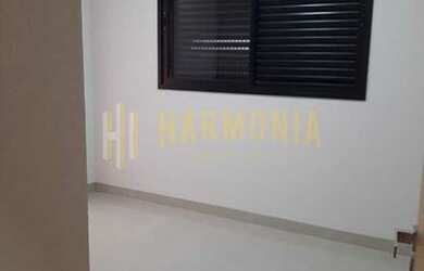 Imagem: A casa em condomínio possui 4 Dormitórios, 4 Banheiros, 4