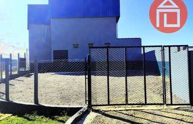 Imagem: O depósito possui 5 Vagas na garagem, 350m² de Área e está