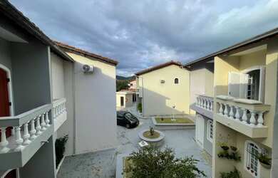 Imagem: A casa em condomínio possui 2 Dormitórios, 1 Banheiro, 1 Vaga