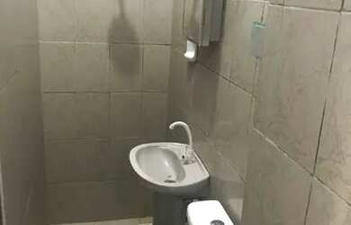 Imagem 4: Alugo apartamento. 2 Banheirose2 Dormitórios