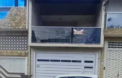 Imagem: A casa em condomínio possui 3 Dormitórios, 3 Banheiros, 2