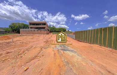 Imagem: O terreno possui 360m² de Área e está localizado em Nova