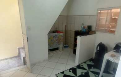 Imagem: A casa possui 1 Dormitório, 1 Banheiro, 35m² de Área e está