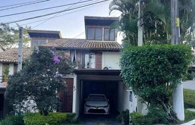 Imagem: A casa em condomínio possui 3 Dormitórios, 2 Banheiros, 2